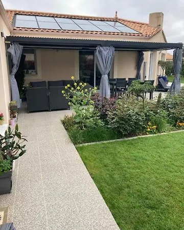 Magnifique Vila Avec Jacuzzi Et Billard